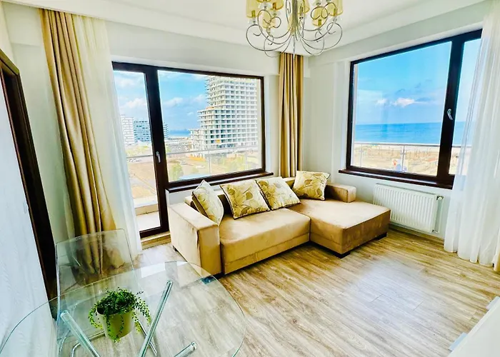 Mamaia Summerland