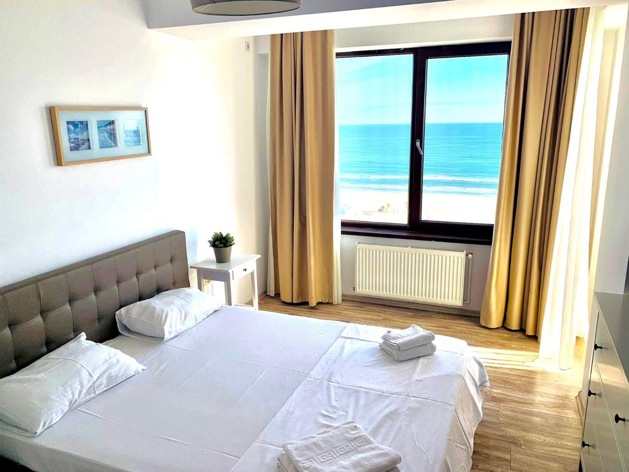 Summerland Mamaia