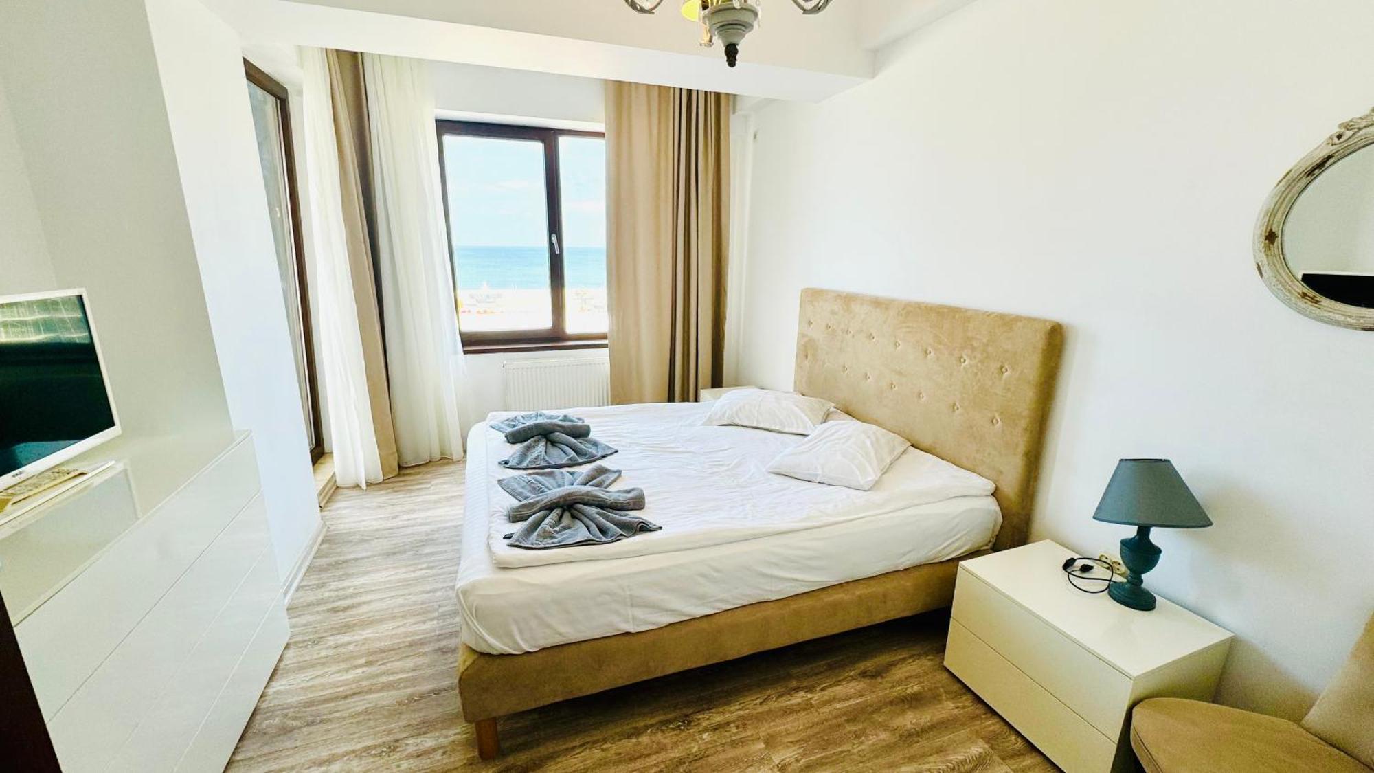 Summerland * Mamaia